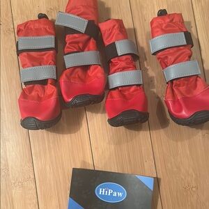 HiPaw Red Dog Boots